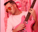 Doliu in lumea muzicii! Un cunoscut rapper a murit in timp ce filma ultimul videoclip, pe aripa avionului - VIDEO