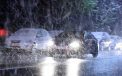 Atentie soferi. Recomandarile INP in legatura cu avertizarile facute de meteorologi: echipati autovehiculul cu pneuri corespunzatoare. Cand vor cadea primii fulgi - FOTO