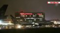 Un barbat a murit pe pista unui aeroport din Moscova, dupa ce a fost lovit de roata unui avion, care tocmai efectua manevrele de decolare - VIDEO
