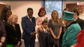 O intalnire cu regina Elisabeta a II-a a fost coplesitoare pentru un baiat de noua ani. Cand a fost prezentat suveranei, pustiul s-a rusinat si a zbughit-o spre iesire - VIDEO