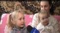 DARUIESTI SI CASTIGI: E cald si bine in casa celor doua mici eroine ale campaniei noastre din satul Voloave. Mama lor a reusit sa le ofere conditii normale, dupa ce telespectatorii PRO TV i-au oferit sprijinul - VIDEO