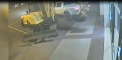 Jaf mai putin obisnuit in Australia. Doi hoti au patruns intr-o banca cu un excavator. Cum s-a intamplat totul - VIDEO