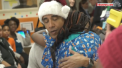 Copiii internati la un spital din Washington l-au primit in vizita pe Mos Craciun. Micutii au ramas uimiti cand l-au vazut pe mos, mai ales cand au inteles ca acesta era, de fapt, fostul presedinte american, Barack Obama - VIDEO