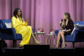 Reactia americanilor la cizmele aurii, de 4000 de dolari, purtate de Michelle Obama - FOTO/VIDEO