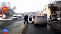Imagini socante in Romania. Un sofer a fost atacat cu cutitul de un barbat - VIDEO