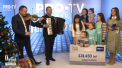 DARUIESTI SI CASTIGI: Mai mult decat au visat. Cei cinci copii de la Parcova care locuiesc in casa pe jumatate darmata au primit un cec cu peste 131 de mii de lei de la telespectatorii PRO TV