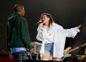 Miley Cyrus a anuntat pe net ca s-a maritat. Cand ar fi avut loc de fapt nunta