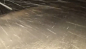 Vremea ii pune la grea incercare si pe soferii din Romania. Sapte judete au fost sub cod galben si rosu de ninsori si viscol. Pe drumuri s-a circulat cu greu  si s-au produs accidente - VIDEO