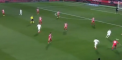 Real Madrid urmeaza exemplul rivalilor de la Barcelona si se califica in semifinalele Cupei spaniole de fotbal. Galacticii s-au impus cu 3 la 1 in fata Gironei - VIDEO