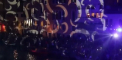 O parada nocturna s-a desfasurat pe canalul Cannaregio din Venetia, drept omagiu adus visatorilor si calatorilor din toata lumea. Astfel a fost dat startul carnavalului venetian care dateaza din Evul Mediu - VIDEO