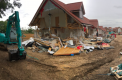 Sentinta in cazul romanului care a distrus 5 case cu excavatorul, in Marea Britanie