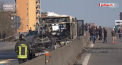 Momente de groaza pe o autostrada din Italia. Soferul unui autobuz i-a luat ostatici pe toti cei 51 de elevi aflati la bord - VIDEO
