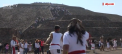 Sute de mexicani si turisti imbracati in alb, au sarbatorit echinoctiul de primavara intr-un vechi oras aztec - VIDEO