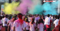 India a gazduit cel mai colorat festival din lume. Strazile au fost invadate de oameni, care s-au improscat cu pulbere de diferite culori, creand o atmosfera magica - VIDEO