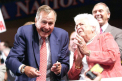 Sotia lui George Bush a vrut sa se sinucida intr-un accident de masina. Aflase de aventura fostului presedinte american