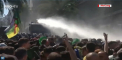 Sute de mii de oameni au iesit pe strazile capitalei Algeriei pentru un nou protest. Acestia au cerut demisia presedintelui care, aflat la putere de 20 ani, a anuntat ca va candida pentru un nou mandat, dupa care a anulat alegerile - VIDEO