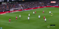 Real Madrid nu se regaseste nici dupa revenirea lui Zidane pe banca galacticilor. Madrilenii au cedat in fata Valenciei. In etapa cu numarul 30 din La Liga, liliecii s-au impus cu scorul de 2 la 1 - VIDEO