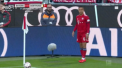 Cei de la Bayern Munchen isi doresc toate trofeele posibile. Dupa victoria cu 5 la 0 in fata lui Dortmund bavarezii au detronat-o pe Borussia si au urcat in fruntea clasamentului Bundesligii - VIDEO