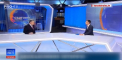 Presedintele Ucrainei, Petro Porosenko, vrea dezbateri electorale pe 14 aprilie, in timp ce oponentul sau, Vladimir Zelenski le vrea pe 19. Candidatii si-au anuntat preferintele, traditional, prin inregistrari video postate pe internet - VIDEO