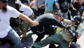 Stare de urgenta intr-un oras din sudul Statelor Unite, din cauza protestelor rasiste. O masina a intrat in multime - VIDEO