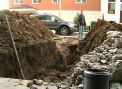 Tanar din Chisinau, la un pas de moarte dupa ce un val de pamant s-a prabusit peste el