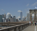 Ce s-a intamplat peste noapte cu steagul SUA de pe Brooklyn Bridge. Politistii din New York nu au nicio explicatie