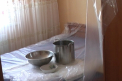 Ploua in case ca afara. Cum s-au trezit mai multe familii din Soldanesti cu locuintele inundate