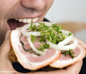 Alerta in Danemarca, din cauza unui virus alimentar! 12 oameni au murit pana in acest moment