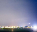 VIDEO. O filmare time-lapse a aeroportului din Singapore transforma avioanele in stele cazatoare