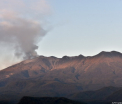 Peste 30 de oameni gasiti fara "semne vitale" langa vulcanul care a erupt in Japonia. Mobilizare impresionanta de forte