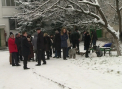 Scandal la Curtea de Apel Chisinau. Locatarii unui bloc, infuriati: "Vom ramane fara teren de joaca"
