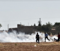 O echipa BBC, atacata de politia turca la granita cu Siria. Jurnalistii filmau un protest al kurzilor. VIDEO