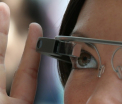 Google Glass, interzis in salile de cinematograf sau teatru din Statele Unite. Ochelarii sunt considerati dispozitiv de piratare