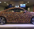 Masina care s-a "ingrasat" cu 540 de kilograme de la... ciocolata. Belgienii au lipit pe un Audi TT 27.000 de bomboane