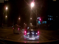 Nerusinarea acestui taximetrist intrece orice limita. Ce a facut la o intersectie din capitala. VIDEO