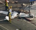 Un avion de mici dimensiuni s-a prabusit intr-o intersectie din California. Pilotul a murit la impact