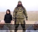 IMAGINI SOCANTE. Doi agenti ai serviciilor secrete ruse, executati de Statul Islamic. Calaul ar fi un copil de 10 ANI