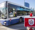 Un palestinian inarmat cu un cutit a ranit mai multe persoane intr-un autobuz din Tel-Aviv. Agresorul a fost arestat