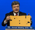 Petro Porosenko: Peste 9.000 de militari rusi sunt pe teritoriul Ucrainei cu 500 de tancuri si piese de artilerie grea