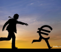 Economia UE primeste o "injectie" de 1 TRILION de euro. Ce se va intampla cu dolarul si francul elvetian