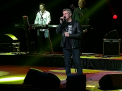Dragostea a plutit in aer la Palatul National. Concertul exploziv dat de Holograf la Chisinau