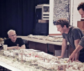 Mark Zuckerberg va construi un campus de lux pentru cei 10 mii de angajati si familiile lor. Cum va arata oraselul Facebook