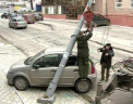 COPII BATUTI DE SOARTA: Traiesc intr-un sopron MIZERABIL si fac focul cu galosi