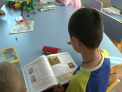 Spitalul a devenit pentru ei casa si scoala. Cum invata zeci de copii printre sedintele de chimioterapie