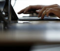 Hackerii retelei Stat Islamic au publicat adresele a 100 de militari americani, cerand atacarea lor in SUA