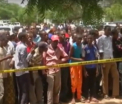 Tablou macabru in Kenya. Autoritatile au expus cadavrele atacatorilor care au ucis 148 de persoane la o universitate. VIDEO