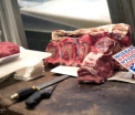 Grecii inca nu au parte de un Paste fericit: "Avem multi someri care vin si te roaga sa le dai o bucata de carne. Plang!"