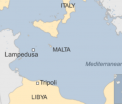 O nava cu pana la 700 de imigranti la bord a naufragiat in Marea Mediterana. Ampla operatiune de salvare in apele libiene