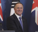 Premierul Noii Zeelande, acuzat ca a tras-o de par in mod repetat pe o chelnerita. John Key si-a cerut scuze