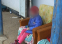 O femeie din Causeni risca sa ramana fara copil: "Am gasit-o singura in casa, murdara, dezbracata si flamanda"
